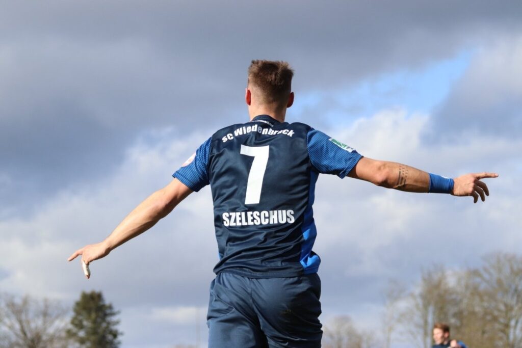 Niklas Szeleschus – Karriere, Profil und Hintergrund niklas szeleschus
